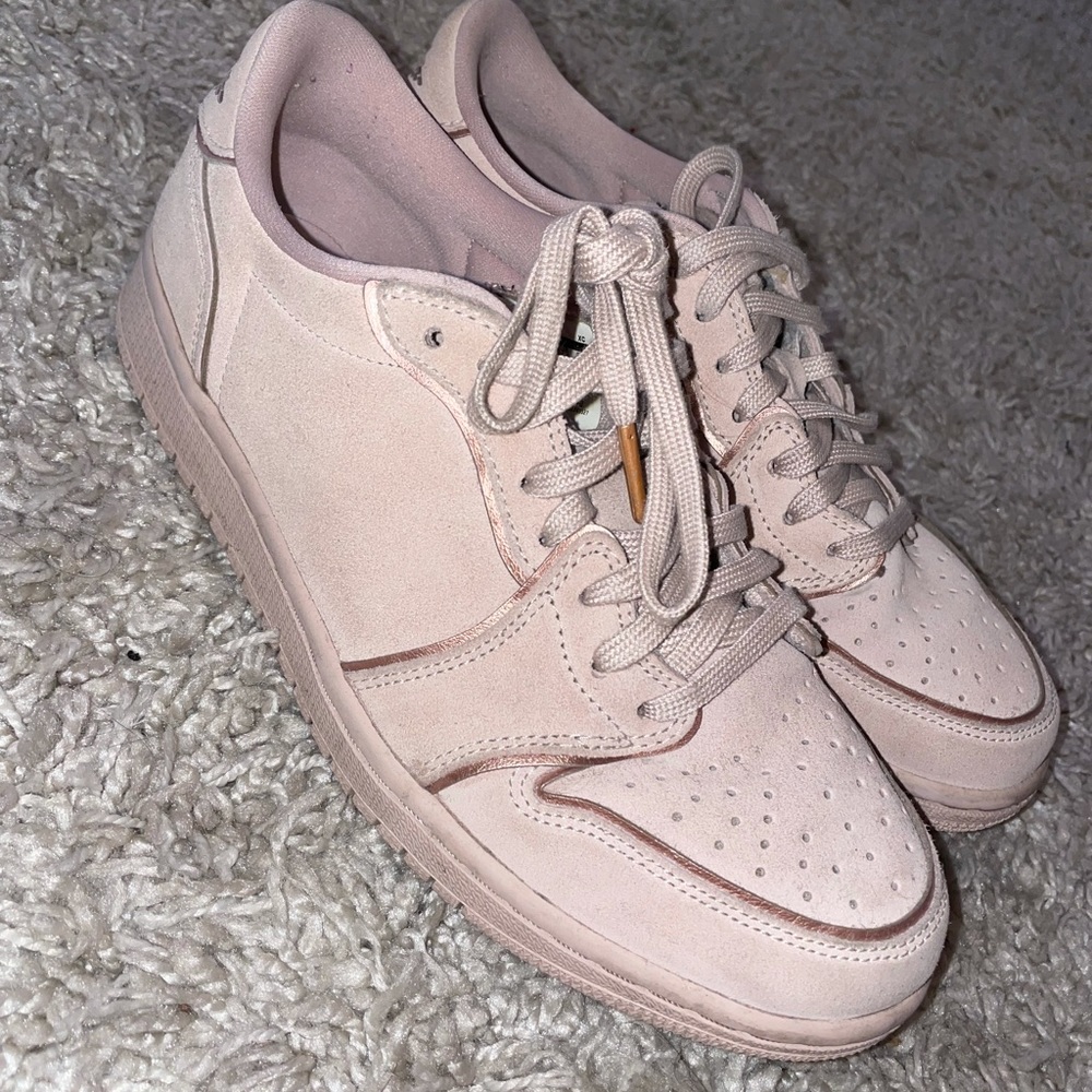 Air Jordan 1 Low (nike)